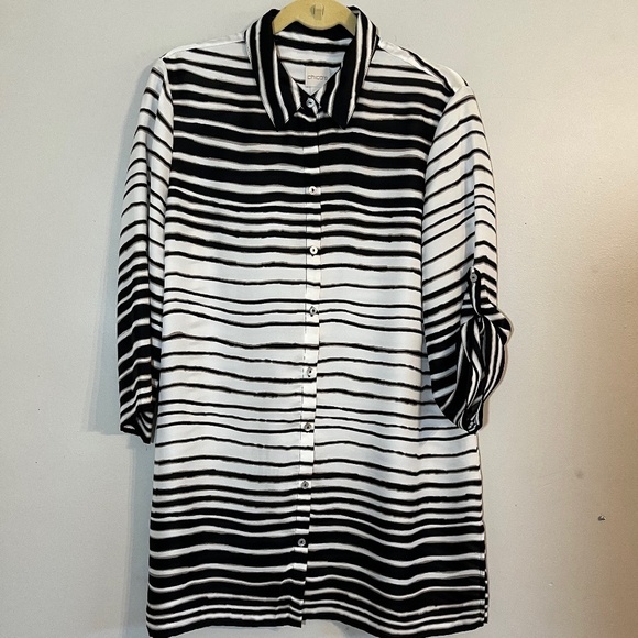 Chicos Top Women M Black Striped Tunic Neutral Minimalist Capsule Old Money 80s - Picture 4 of 16